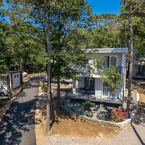 Prázdninový areál Homes Ostro, Kraljevica