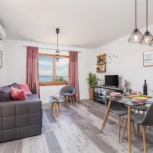 Apartament Fara, Kraljevica